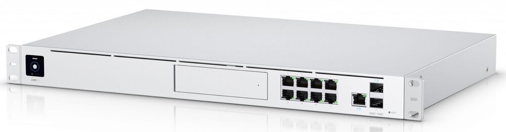 Switch UBIQUITI UDM-PRO  router 