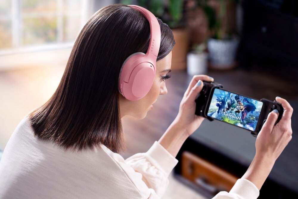 Słuchawki RAZER Opus X design komfort lekkość dźwięk jakość wrażenia słuchowe ergonomia lekkość sport aktywność podróże czas pracy działanie akumulator