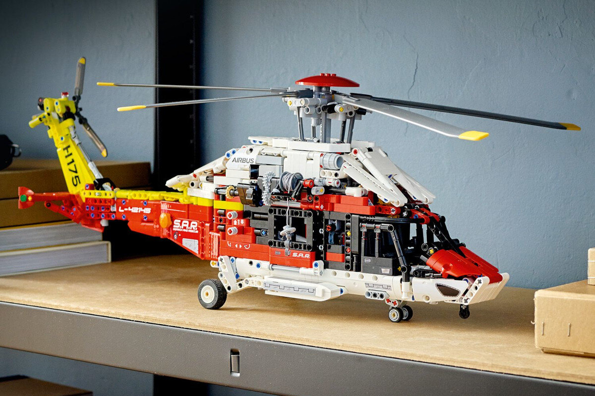 LEGO Technic Helikopter ratunkowy Airbus H175 42145 pomysl na prezent