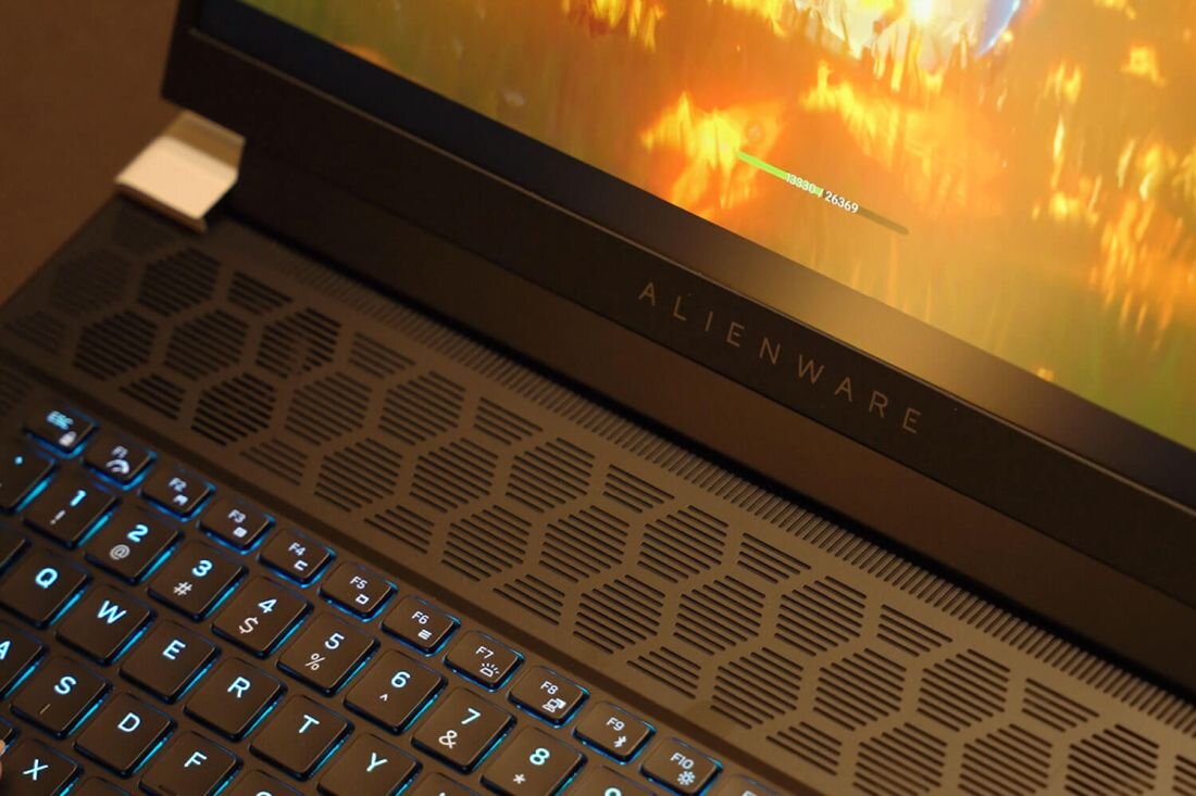 Laptop DELL Alienware x16 - Alienware Command Center  