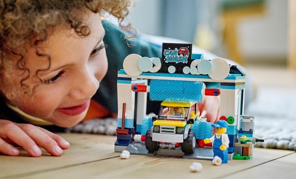 LEGO City Myjnia samochodowa 60362  klocki elementy zabawa łączenie figurki akcesoria figurka zestaw 