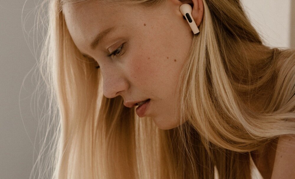 Słuchawki douszne SUDIO A1 opakowania estetyka jakosc materialy technologie innowacja
